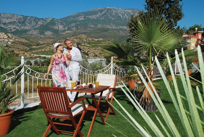 فيلا بتصميم رائع وموقع متميز 