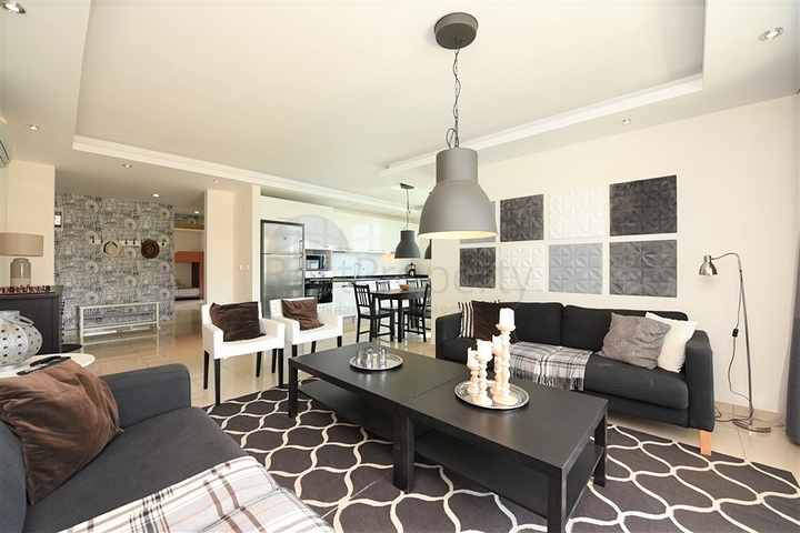 شقة مؤثثة ضمن مجمع فاخر في منطقة جيكجيلي من ألانيا