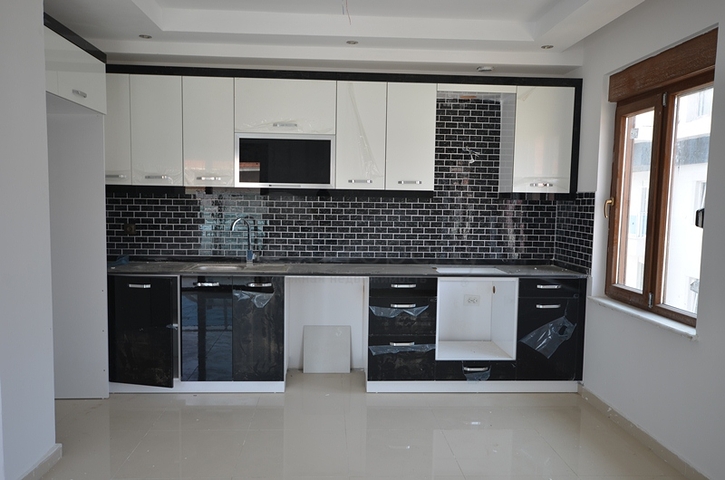 اطلالة بحر - دوبلكس عائلية واسعة - منطقة كاستل / الانيا 