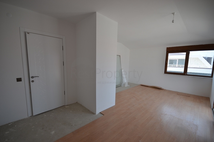 اطلالة بحر - دوبلكس عائلية واسعة - منطقة كاستل / الانيا 