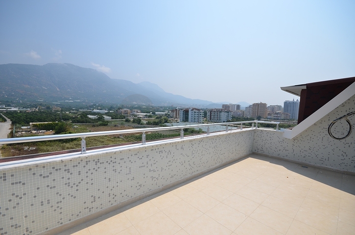 اطلالة بحر - دوبلكس عائلية واسعة - منطقة كاستل / الانيا 