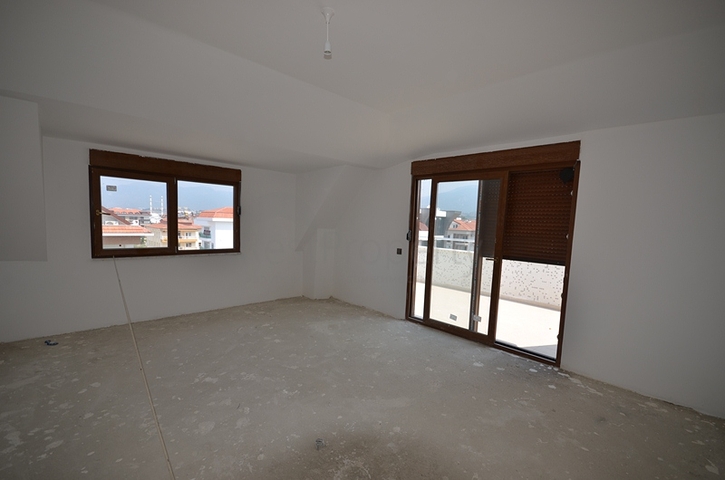 اطلالة بحر - دوبلكس عائلية واسعة - منطقة كاستل / الانيا 