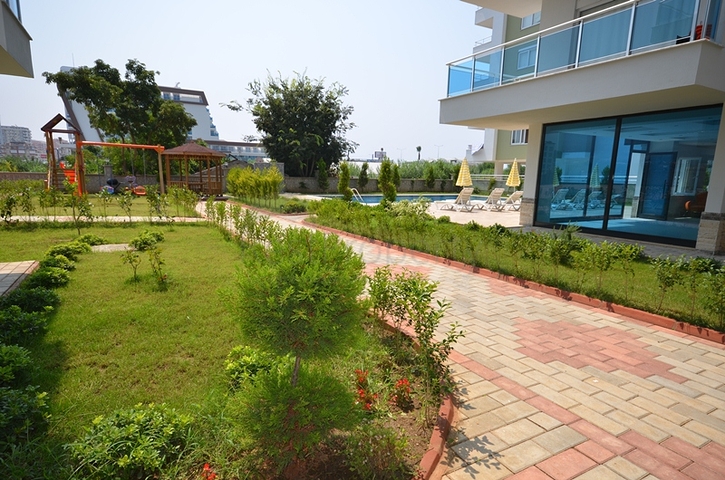 اطلالة بحر - دوبلكس عائلية واسعة - منطقة كاستل / الانيا 