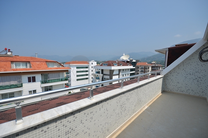 اطلالة بحر - دوبلكس عائلية واسعة - منطقة كاستل / الانيا 