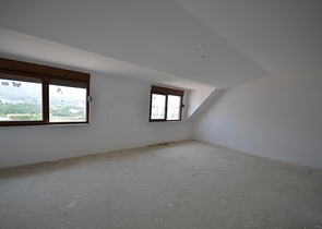 اطلالة بحر - دوبلكس عائلية واسعة - منطقة كاستل / الانيا 