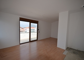 اطلالة بحر - دوبلكس عائلية واسعة - منطقة كاستل / الانيا 