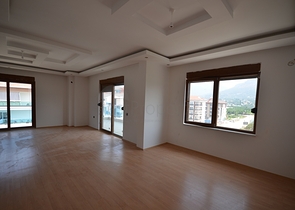 اطلالة بحر - دوبلكس عائلية واسعة - منطقة كاستل / الانيا 