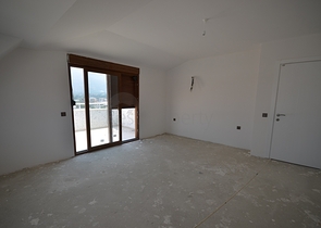 اطلالة بحر - دوبلكس عائلية واسعة - منطقة كاستل / الانيا 