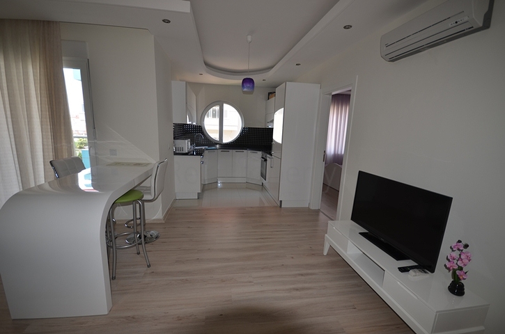 شقة 1+1 في مجمع مخطط فندقي في كيستل