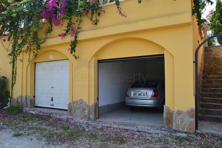 فيلا بغرفتي نوم في محمود لار