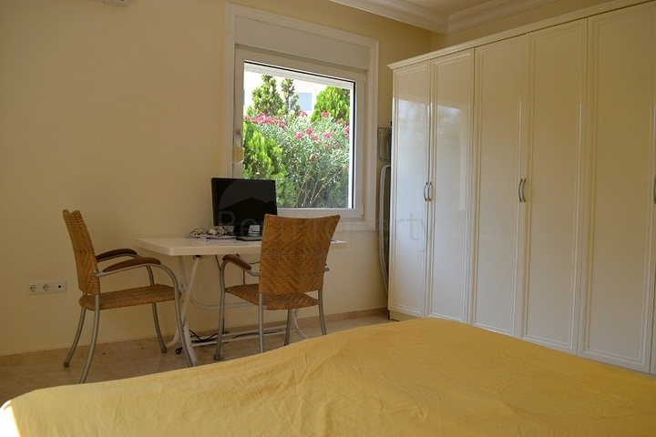 فيلا بغرفتي نوم في محمود لار