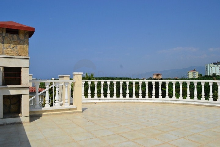 فيلا بغرفتي نوم في محمود لار