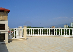 فيلا بغرفتي نوم في محمود لار