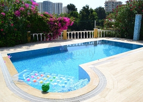 فيلا بغرفتي نوم في محمود لار