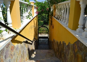 فيلا بغرفتي نوم في محمود لار