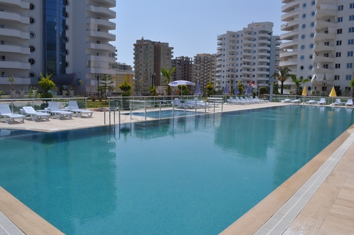 شقق عادية ودوبلكس في محمودلار