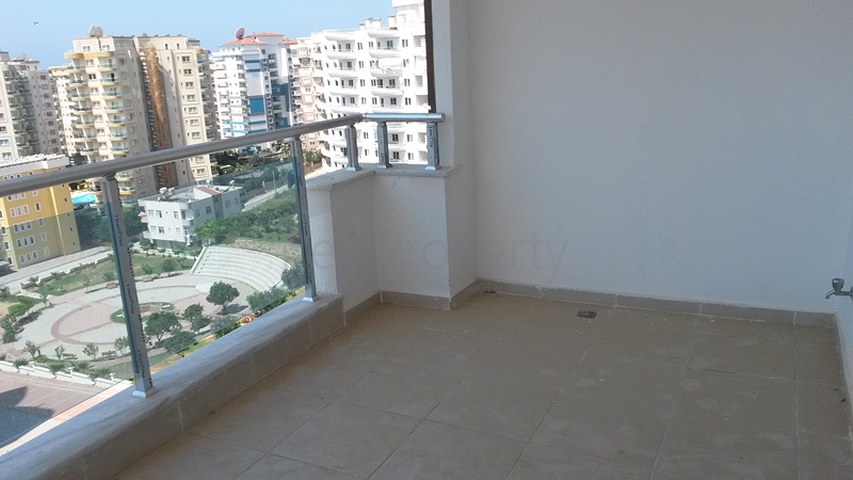 شقق عادية ودوبلكس في محمودلار