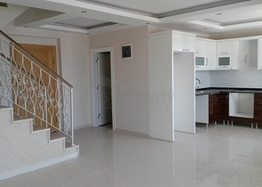 شقق عادية ودوبلكس في محمودلار