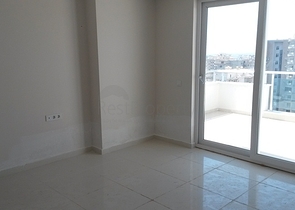 شقق عادية ودوبلكس في محمودلار