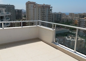 شقق عادية ودوبلكس في محمودلار