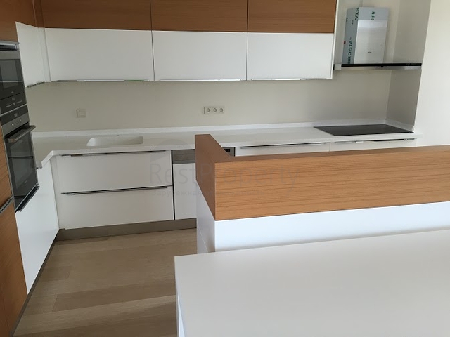 فيلا ضخمة في انطاليا 