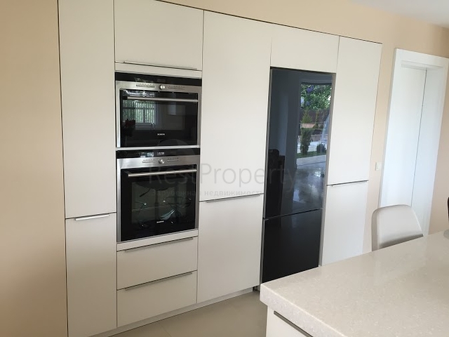 فيلا ضخمة في انطاليا 