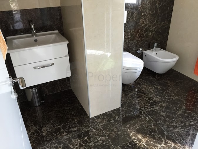 فيلا ضخمة في انطاليا 