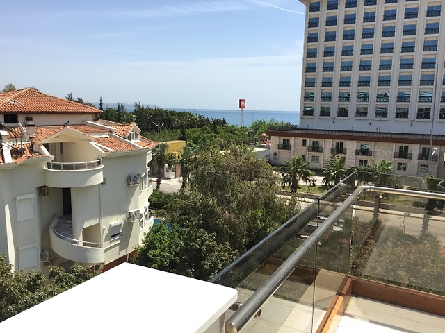 فيلا ضخمة في انطاليا 