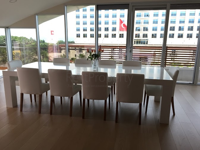 فيلا ضخمة في انطاليا 