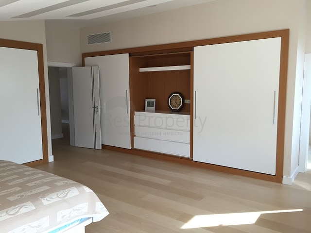 فيلا ضخمة في انطاليا 