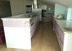 فيلا ضخمة في انطاليا 