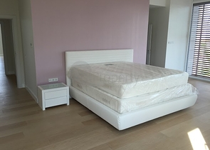 فيلا ضخمة في انطاليا 