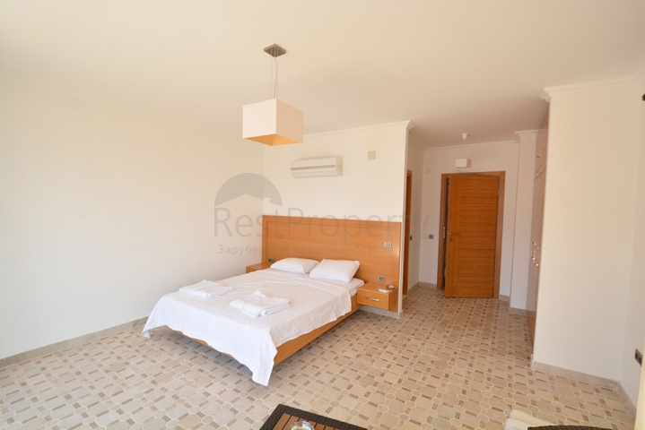          فيلا جميلة مطلة على البحر في منطقة كالامار, كالكان  