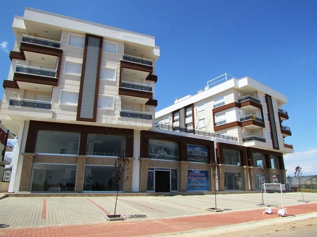 شقة واسعة  2 + 1 في أنطاليا بالتقسيط حتى 5 سنوات من شركة بناء