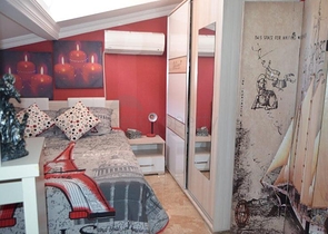 شقة بنتهاوس فاخرة مفروشة في وسط شارع بربروس من منطقة محمودلار – ألانيا