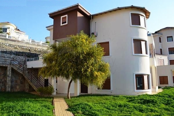 فيلا باطلالات رائعة في كاركي جاك / الانيا