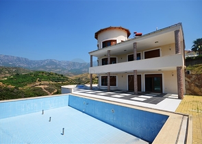 فيلا باطلالات رائعة في كاركي جاك / الانيا