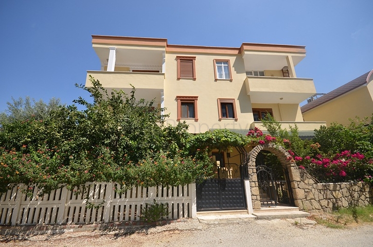 فيلا واسعة في أفسلار