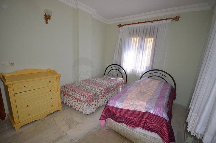 فيلا واسعة في أفسلار