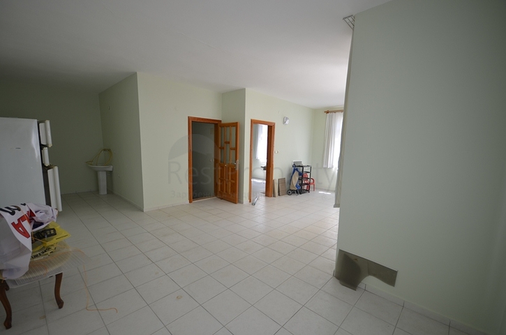 فيلا واسعة في أفسلار