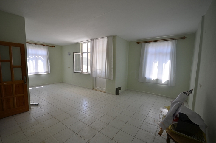 فيلا واسعة في أفسلار