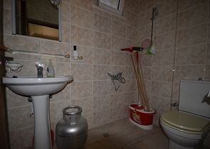 فيلا واسعة في أفسلار