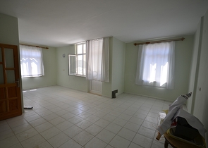 فيلا واسعة في أفسلار