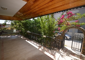 فيلا واسعة في أفسلار