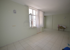 فيلا واسعة في أفسلار