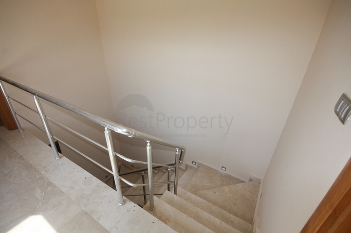 فيلات بمساحات واسعة في انطاليا 