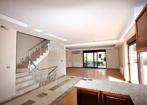 فيلات بمساحات واسعة في انطاليا 