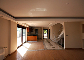 فيلات بمساحات واسعة في انطاليا 