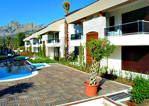 فيلات بمساحات واسعة في انطاليا 