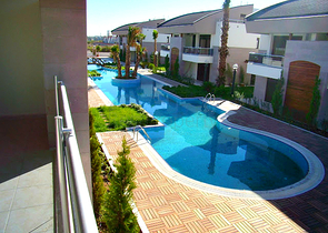 فيلات بمساحات واسعة في انطاليا 